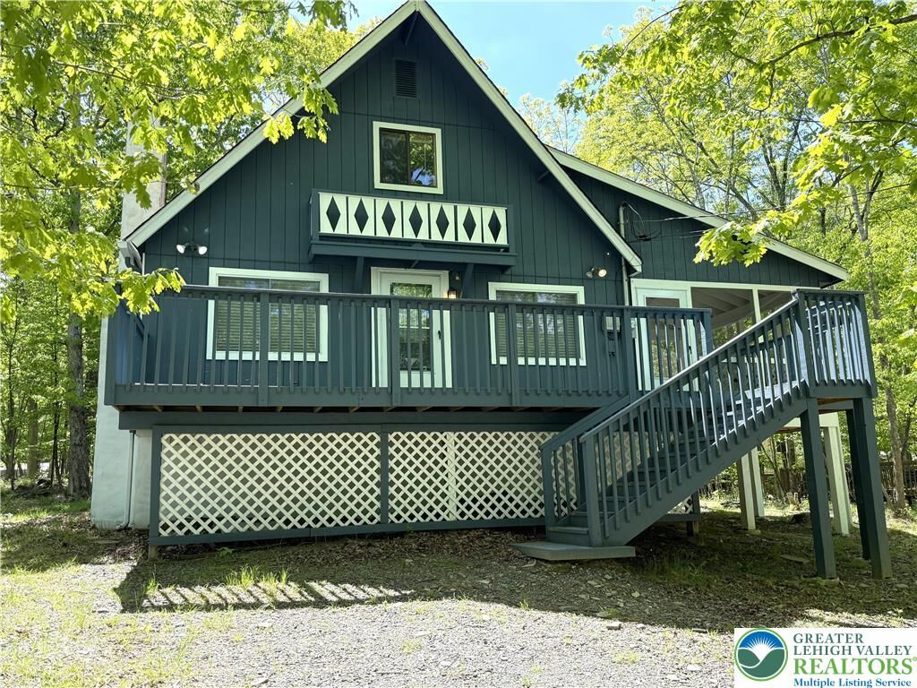 Property Photo: 3176 Cherry Ridge Road PA 18324