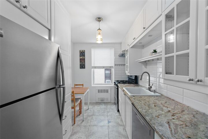 Property Photo: 1625 Emmons Avenue 6B NY 11235
