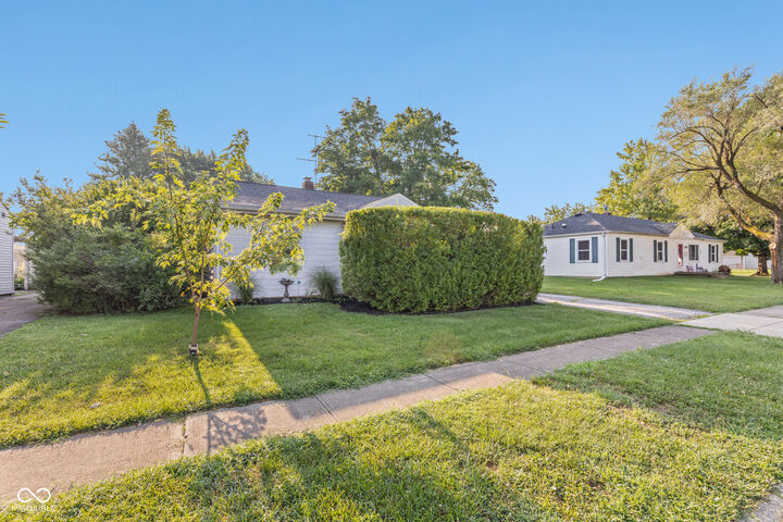 Property Photo: 261 S 8th Avenue IN 46107