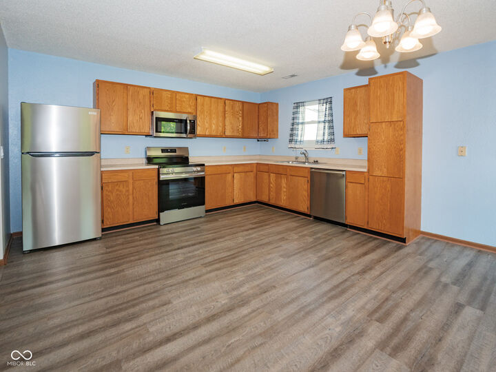 Property Photo: 18081 Sanibel Circle IN 46062