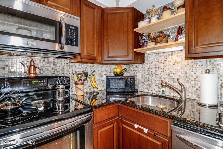 Property Photo:  145 Central Avenue 1A  NJ 08732 