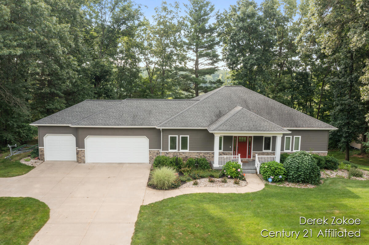 Property Photo:  12169 Pine Meadows Drive  MI 49348 