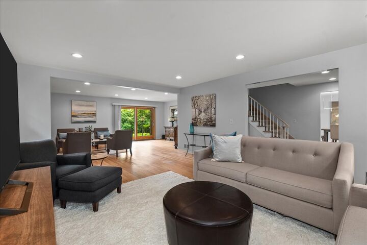Property Photo: 805 Brand Lane IL 60015