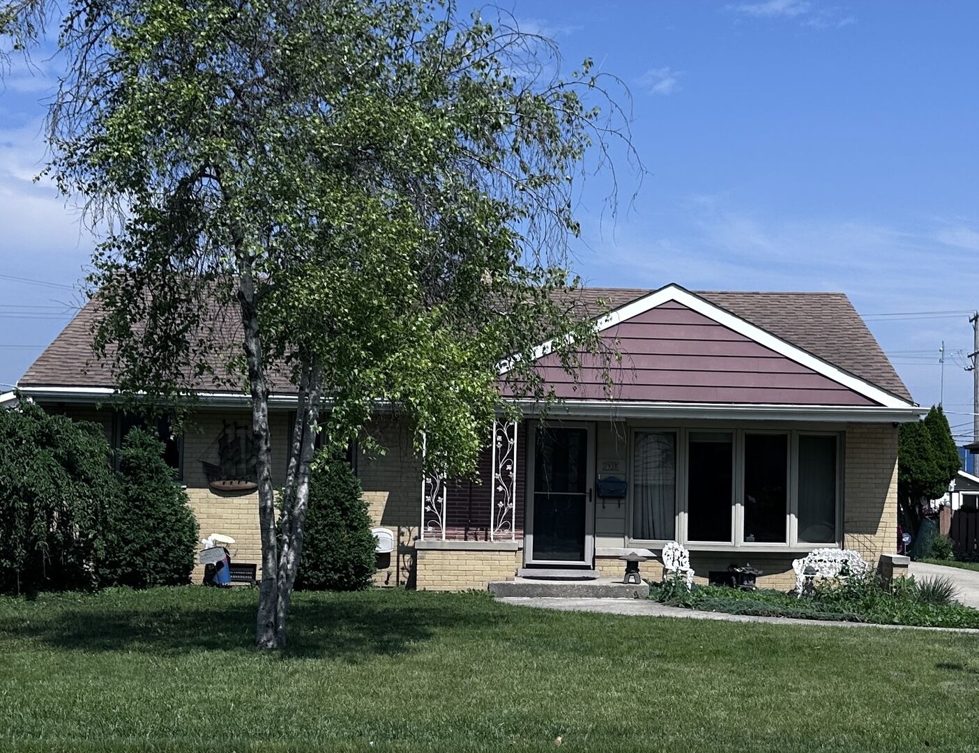 Property Photo:  7939 N Neva Avenue  IL 60714 