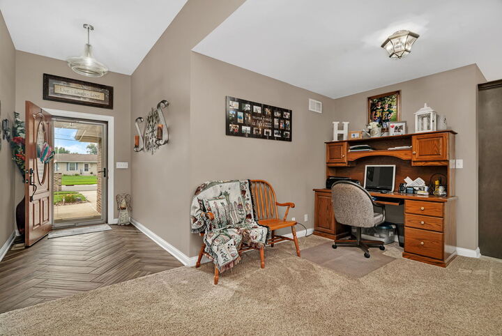 Property Photo:  80 E Spring Road  IL 60416 