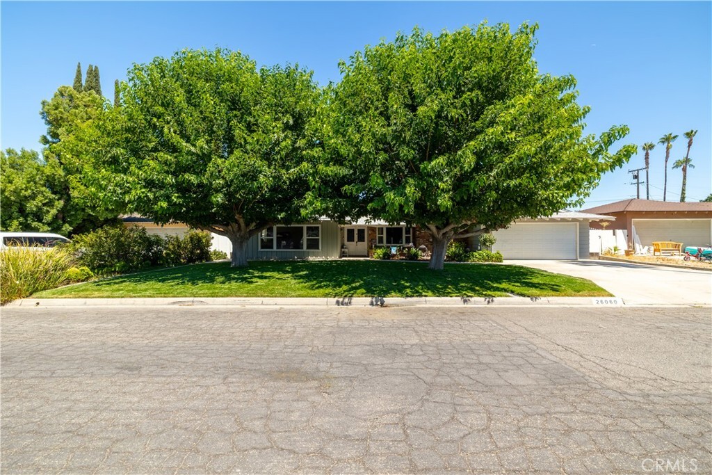 Property Photo: 26060 Fiesta Place CA 92544