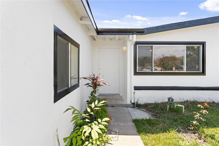 Property Photo:  1929 Arnold Avenue  CA 92627 