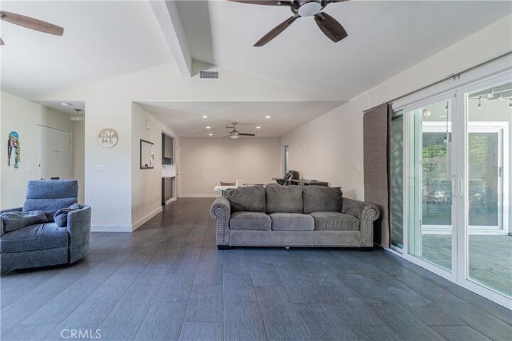 Property Photo: 861 N Maple Avenue CA 90640