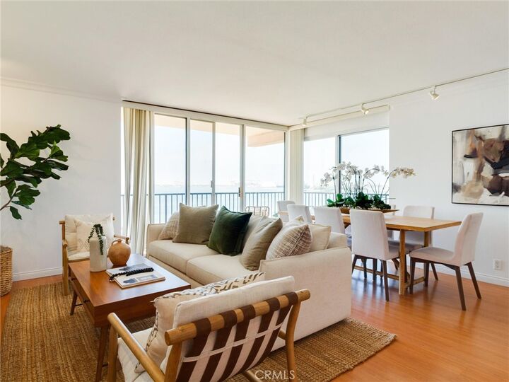 Property Photo:  1750 E Ocean Boulevard 213  CA 90802 