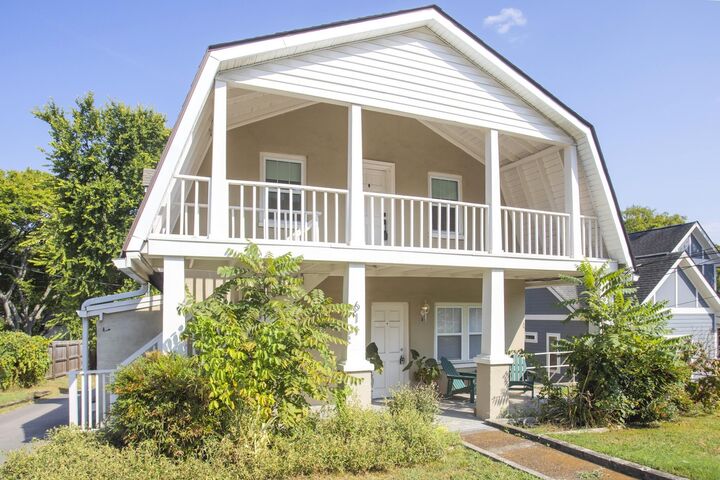 Property Photo: 611 S 14th St A TN 37206