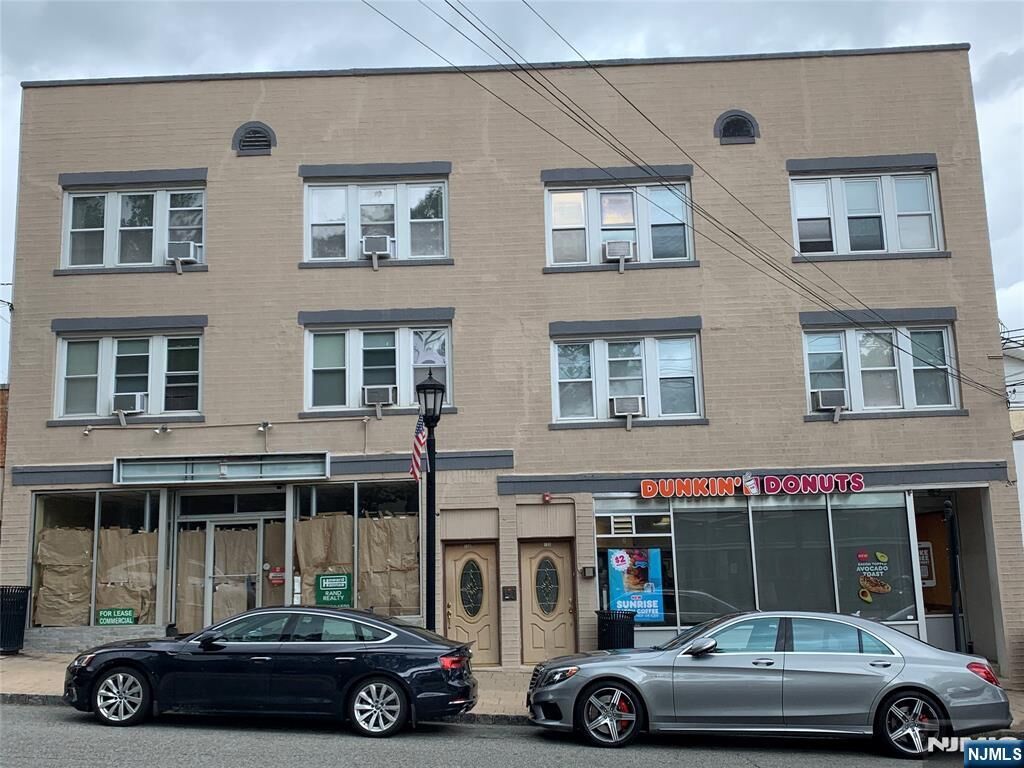 Property Photo:  132 Hardenburgh Avenue 2E  NJ 07627 