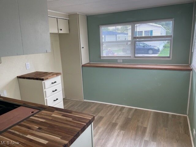 Property Photo: 8258 Russell Lane OH 44130
