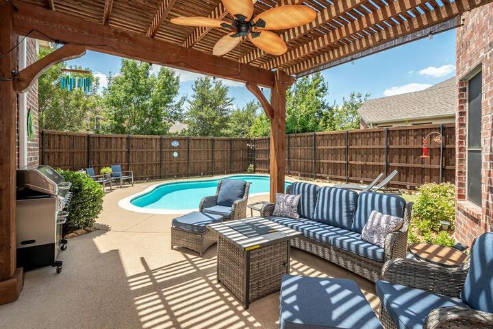 Property Photo: 959 Terracotta Drive TX 75013