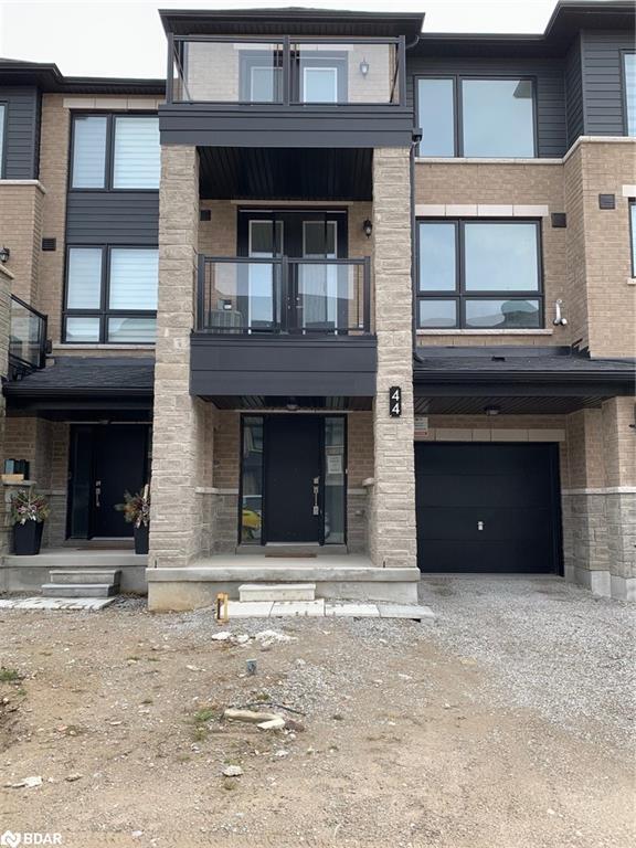 Property Photo:  44 Red Maple Lane Lane  ON L9J 0N7 