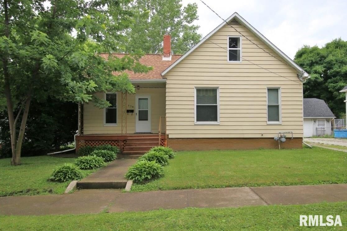 Property Photo:  536 N 2nd Avenue  IL 61520 