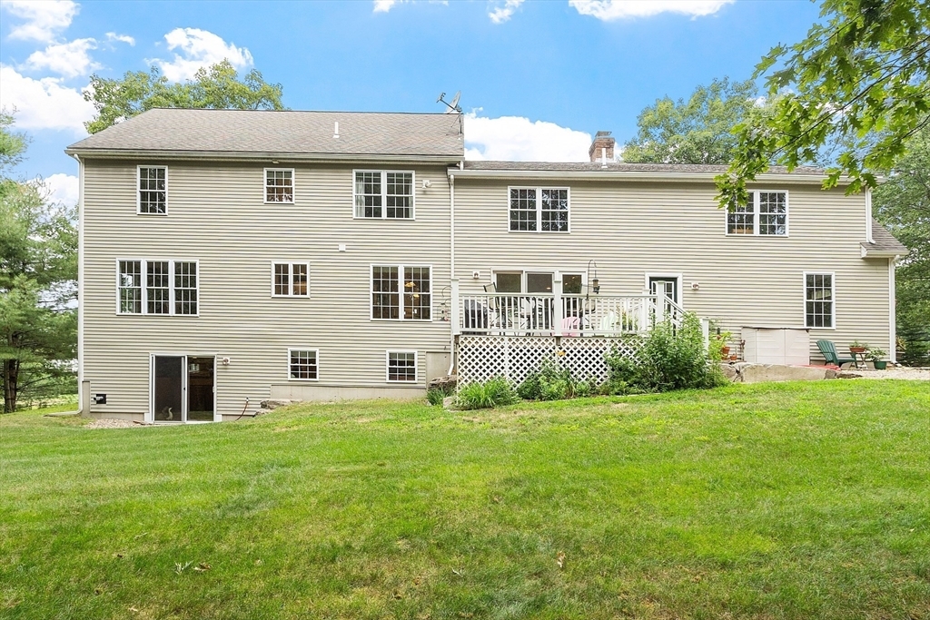 Property Photo:  6 Winterberry Ln  MA 01432 