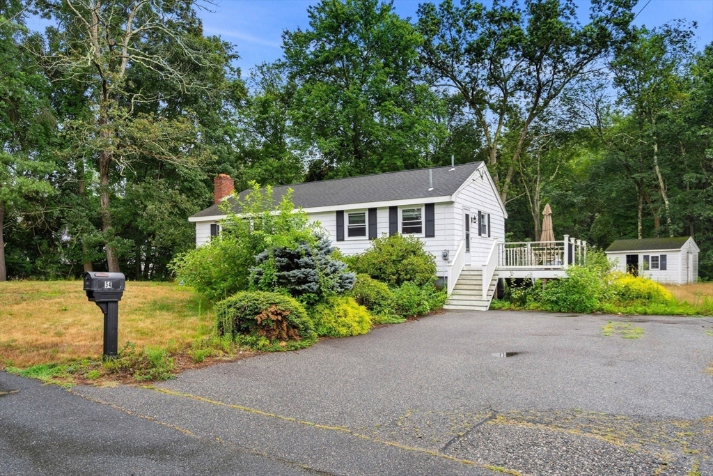 Property Photo: 54 Delwood Rd MA 01876