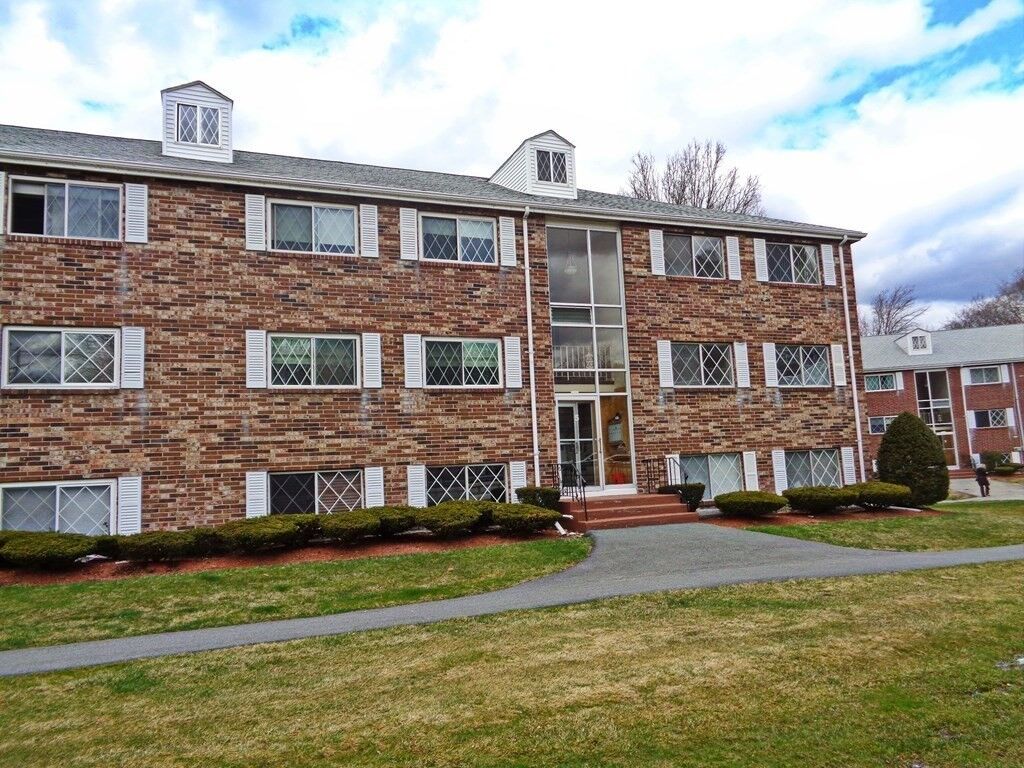 Property Photo:  5 Fernview Ave 6  MA 01845 