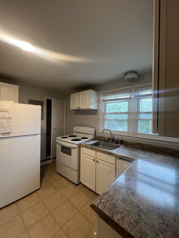 Property Photo: 24 Concord 10 MA 01721