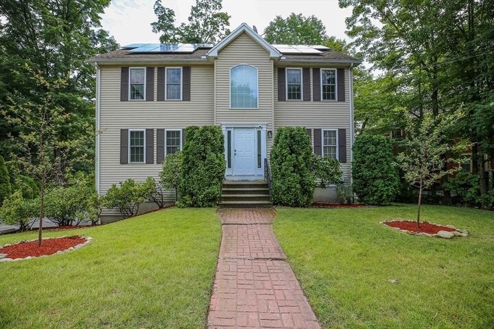 Property Photo:  142 Olean St 1  MA 01602 
