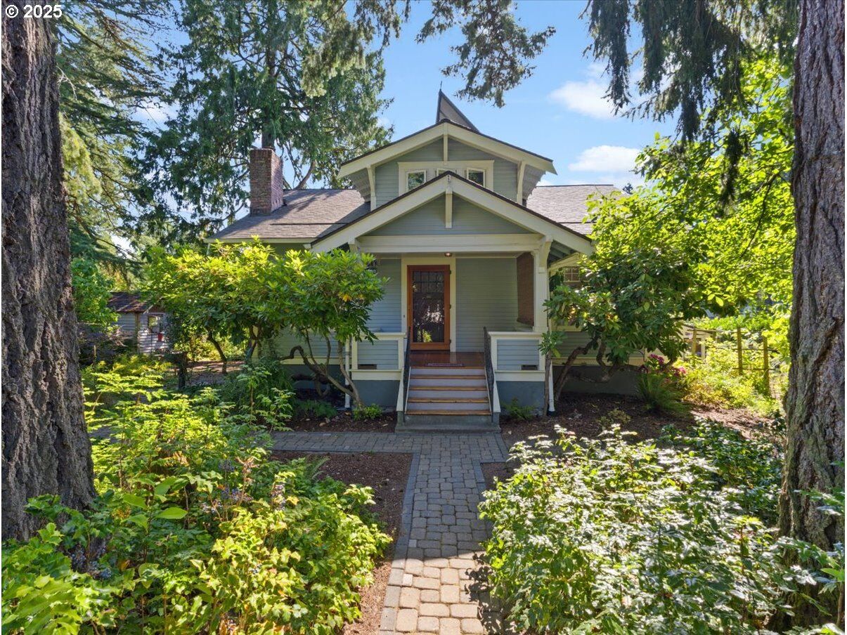 Property Photo:  14210 SE Parmenter Dr  OR 97267 