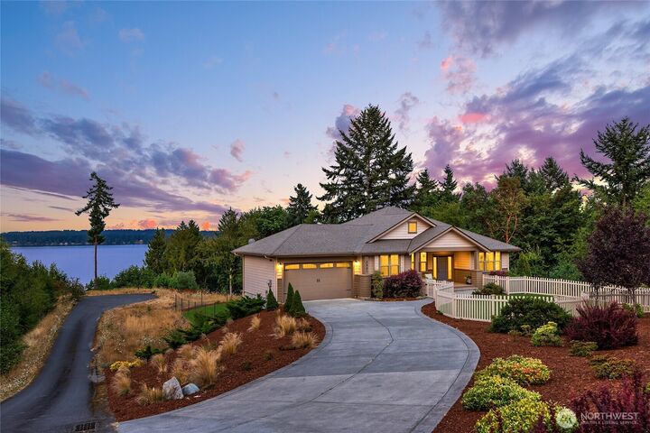 Property Photo:  2331 NE Toscana Way  WA 98370 