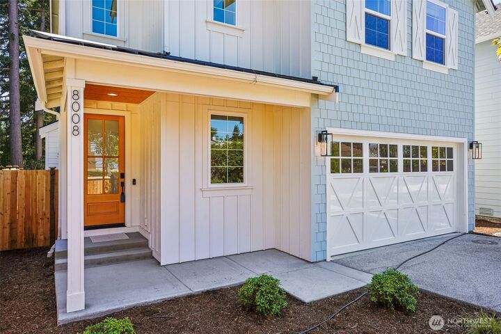 Property Photo:  8008  222nd Street SW  WA 98026 