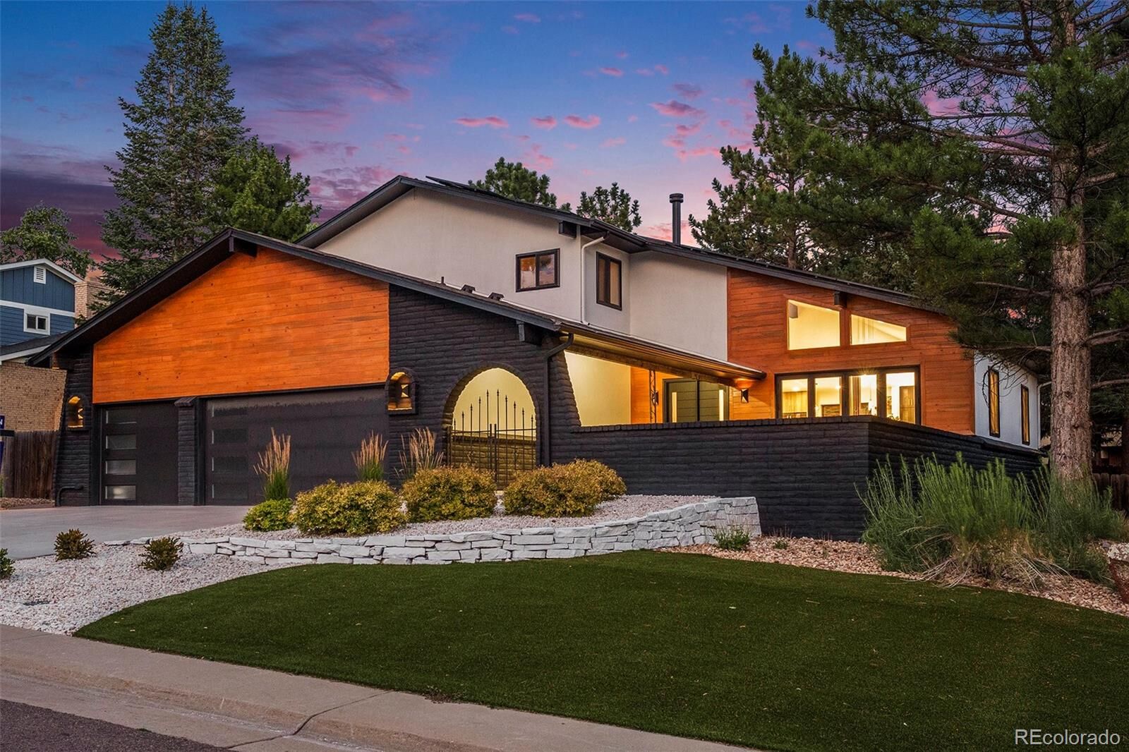Property Photo:  118 S Eldridge Way  CO 80401 