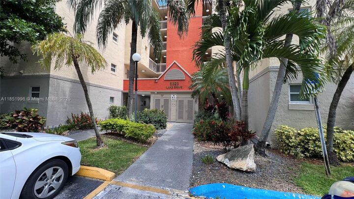 Property Photo: 8323 Lake Dr 406 FL 33166