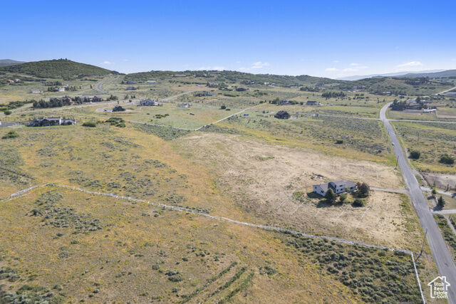 Property Photo: 725 Redden Rd UT 84098