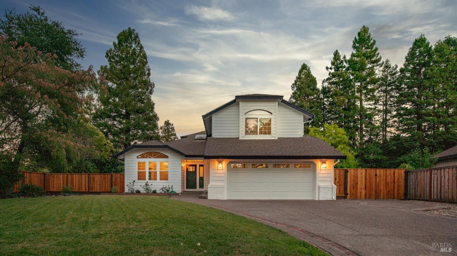Property Photo: 9663 Lakewood Drive CA 95492