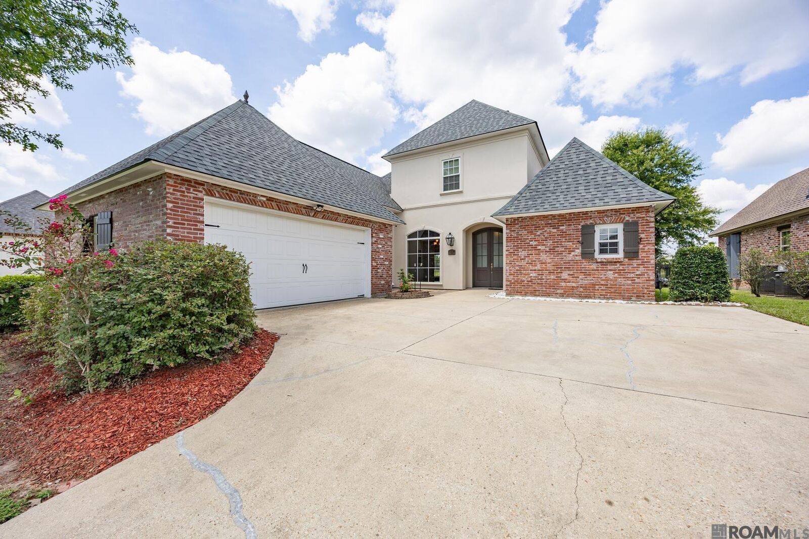 Property Photo:  2887 Muirfield Dr  LA 70791 