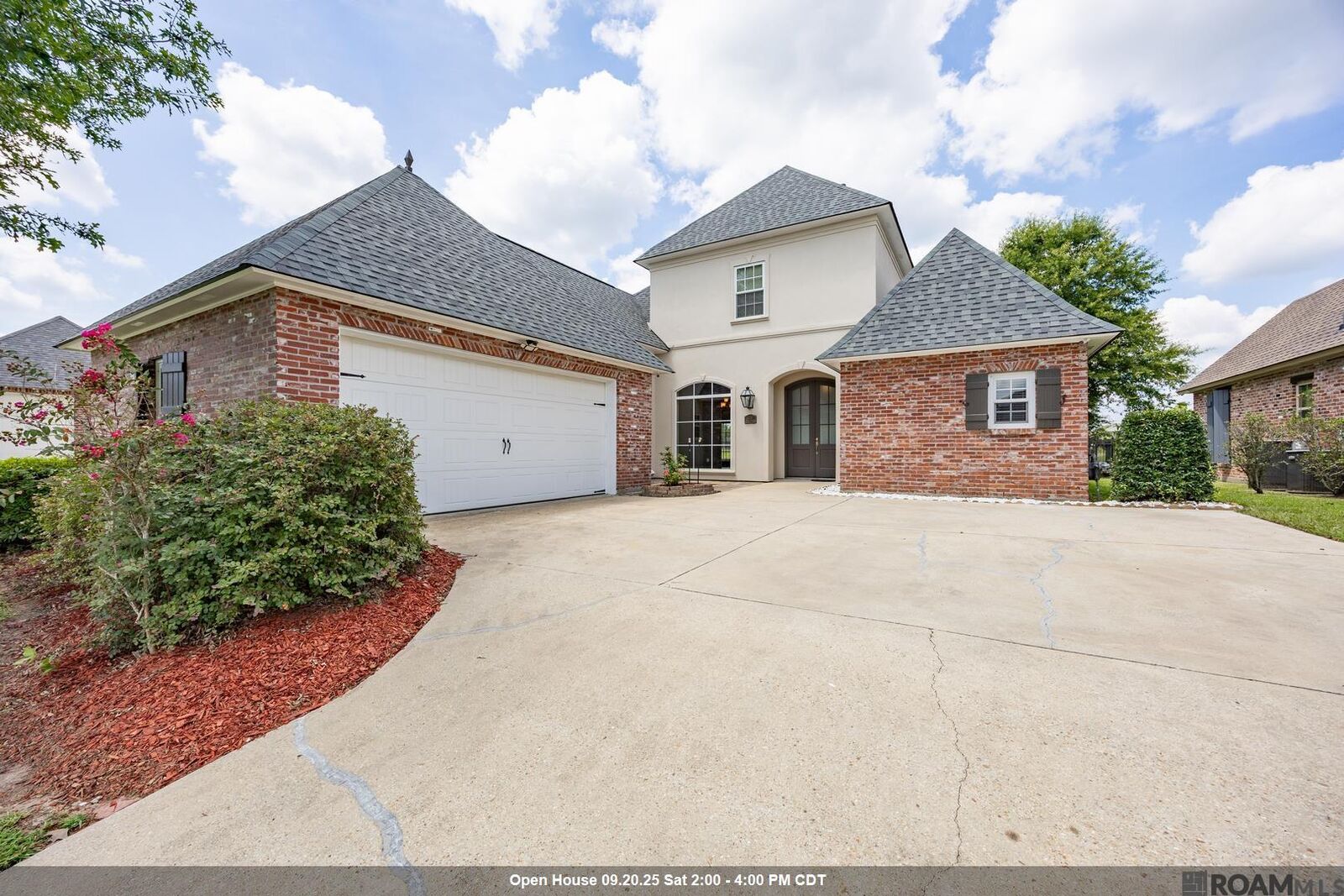 Property Photo:  2887 Muirfield Dr  LA 70791 