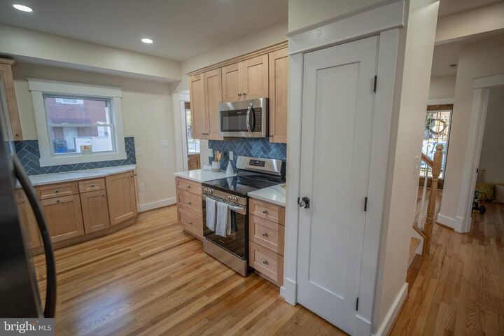 Property Photo: 301 Liberty Avenue VA 22601