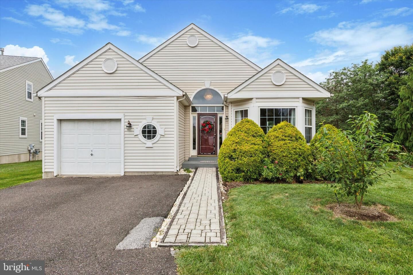 Property Photo: 10 Paddington Terrace PA 19468