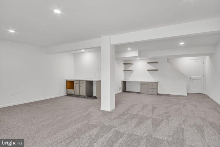 Property Photo: 2147 S Autumn Chase Drive 24-04 PA 17055