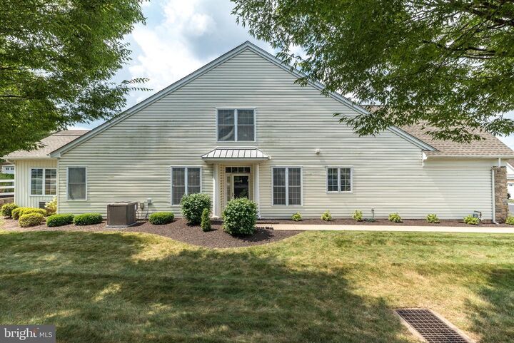 Property Photo: 308 Melbourne Way PA 18964
