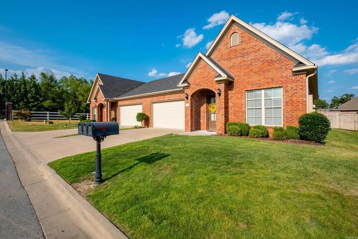 426 Valley Ranch Circle  Little Rock AR 72223 photo
