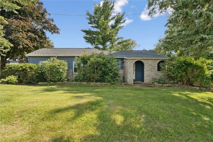 750 Dee Lane  Mt Vernon IA 52314 photo