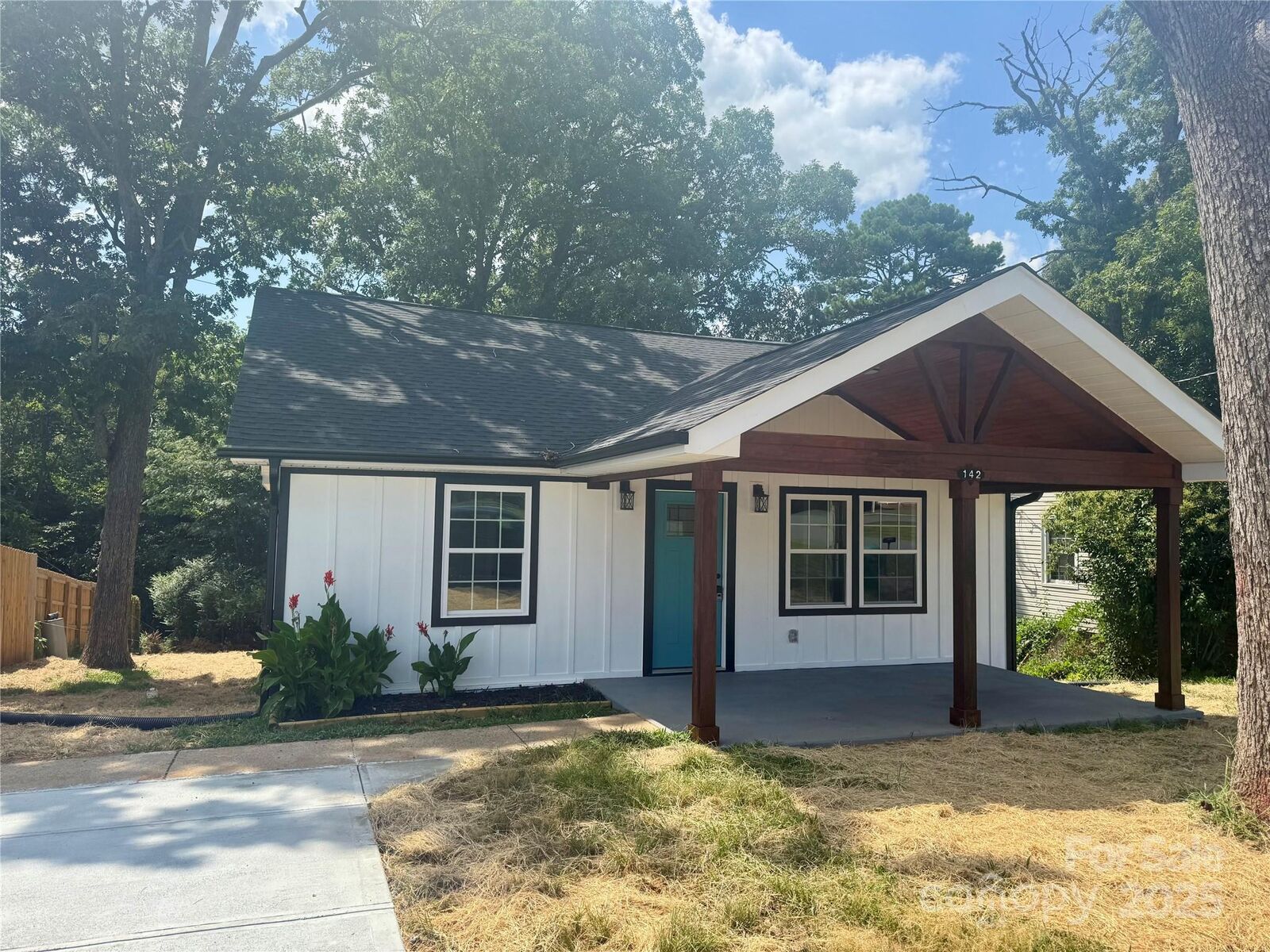 Property Photo: 142 S Morrow Avenue NC 28001