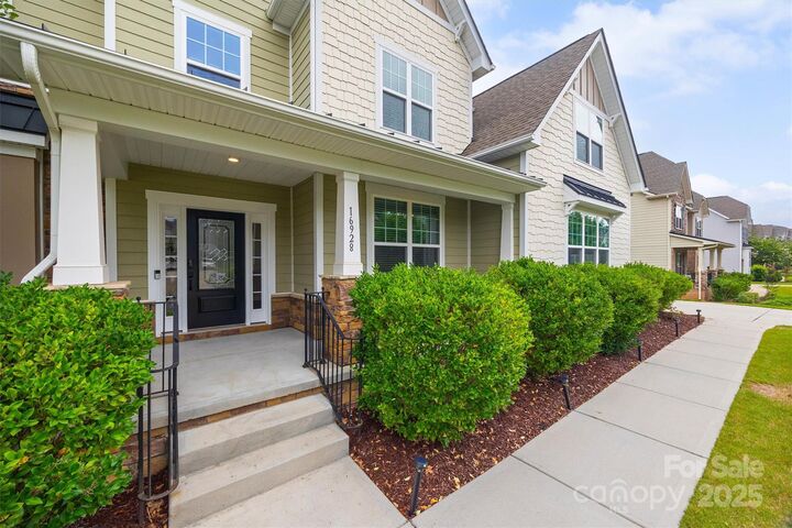 Property Photo: 16928 Alydar Commons Lane NC 28278