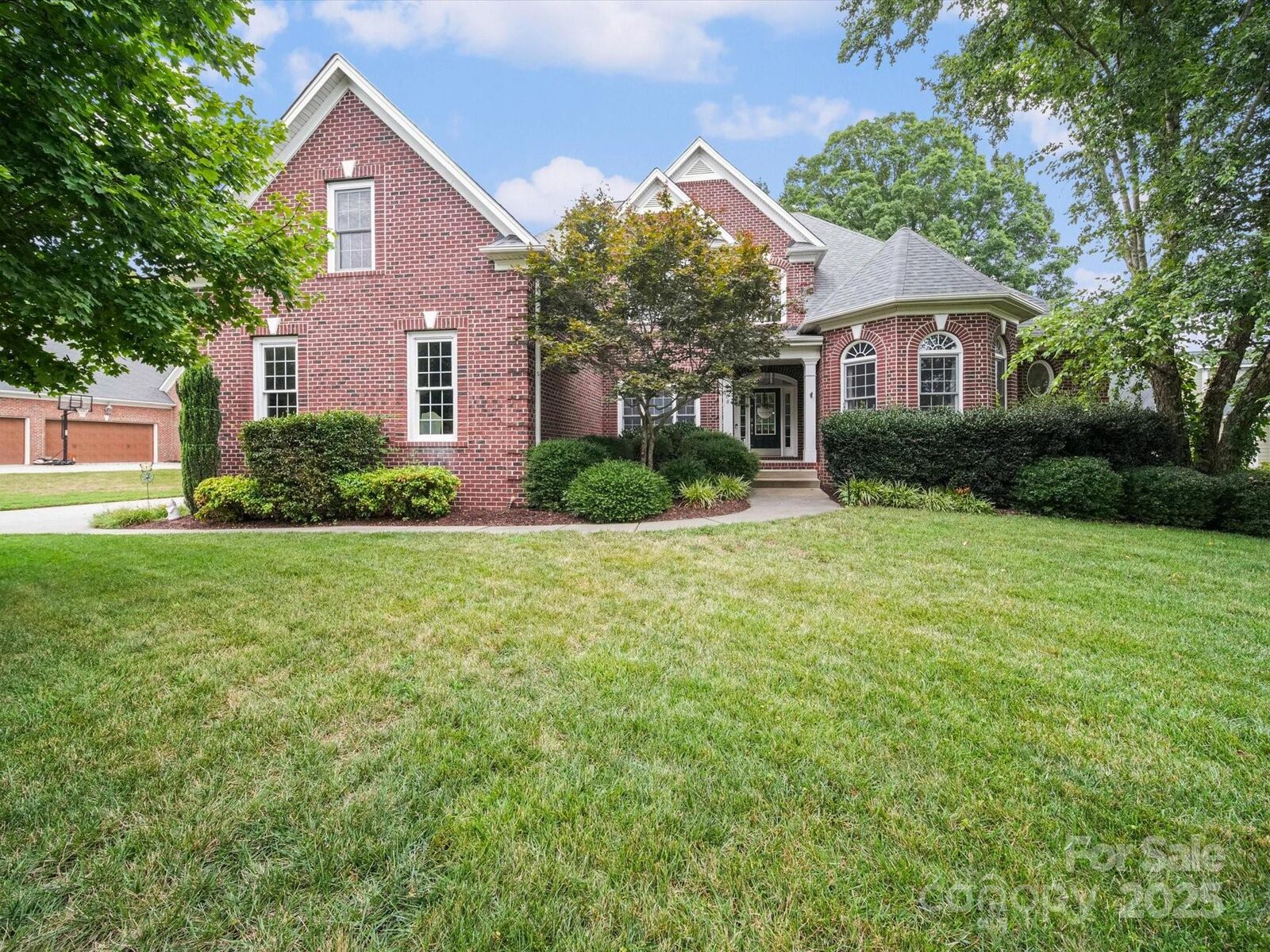 Property Photo:  7408 Golf Course Drive S  NC 28037 