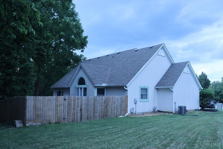 Property Photo: 3185 Tuscarora Court OH 45011