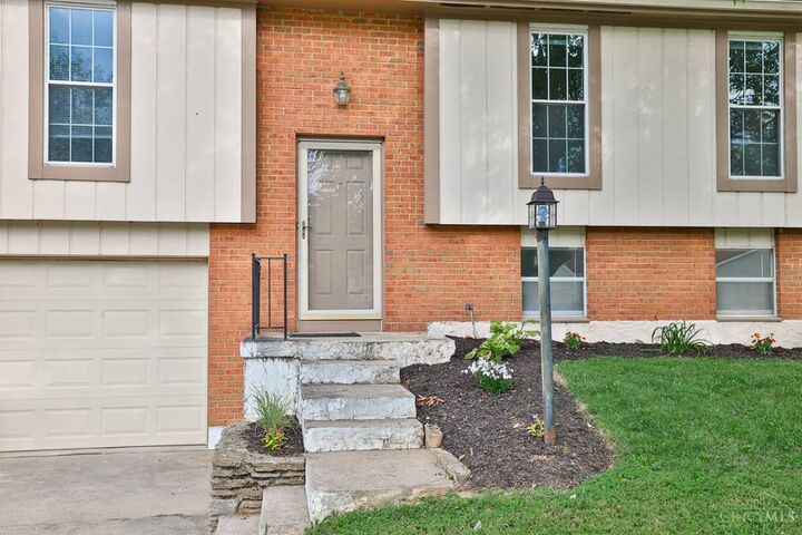 Property Photo:  4569 Eldywood Lane  OH 45103 