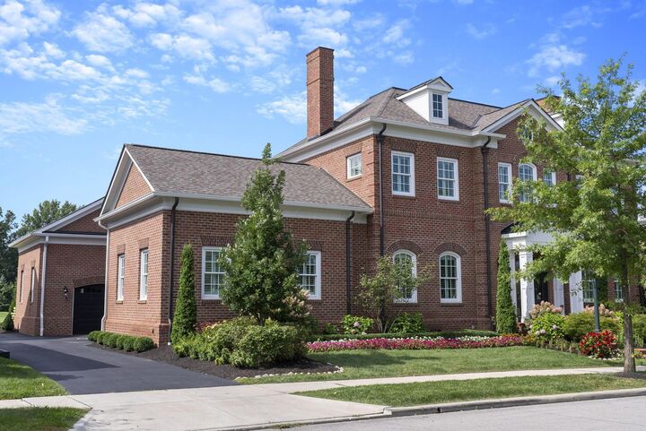 Property Photo:  6983 Hanbys Loop  OH 43054 