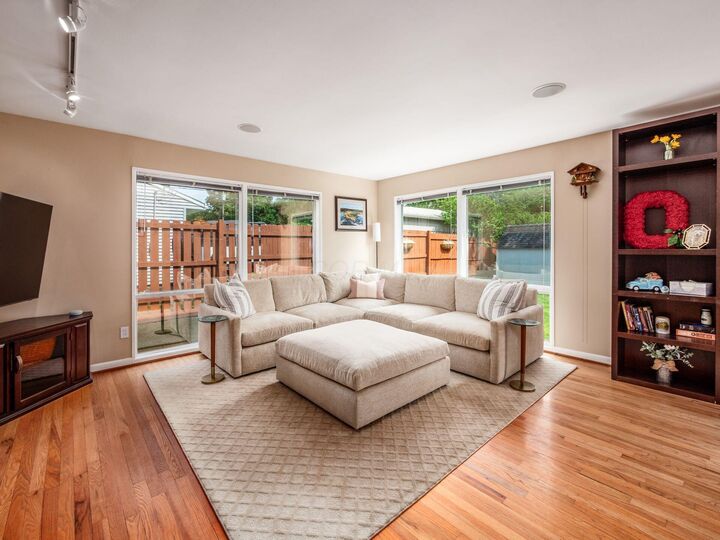 Property Photo: 3610 Sunset Drive OH 43221