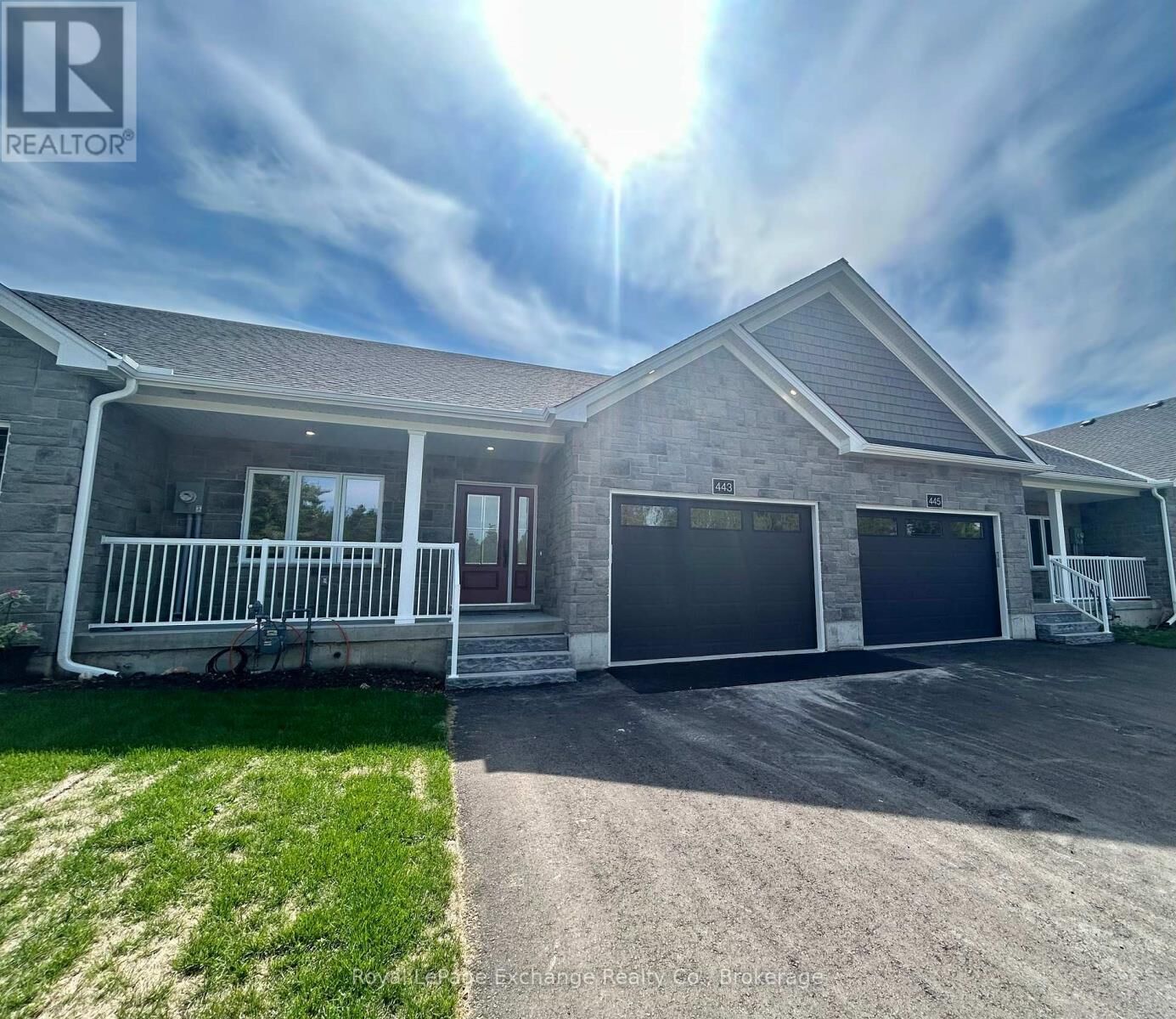 Property Photo:  443 Park Street West  ON N0G 1R0 