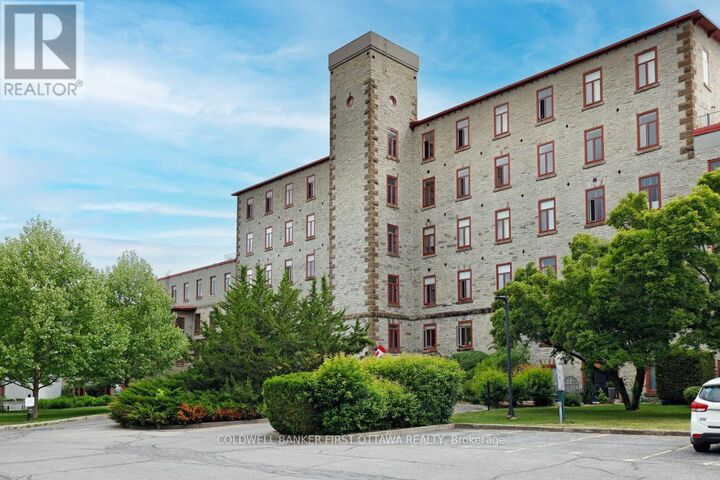 Photo de la propriété: 1 Rosamond Street 109 ON K0A 1A0