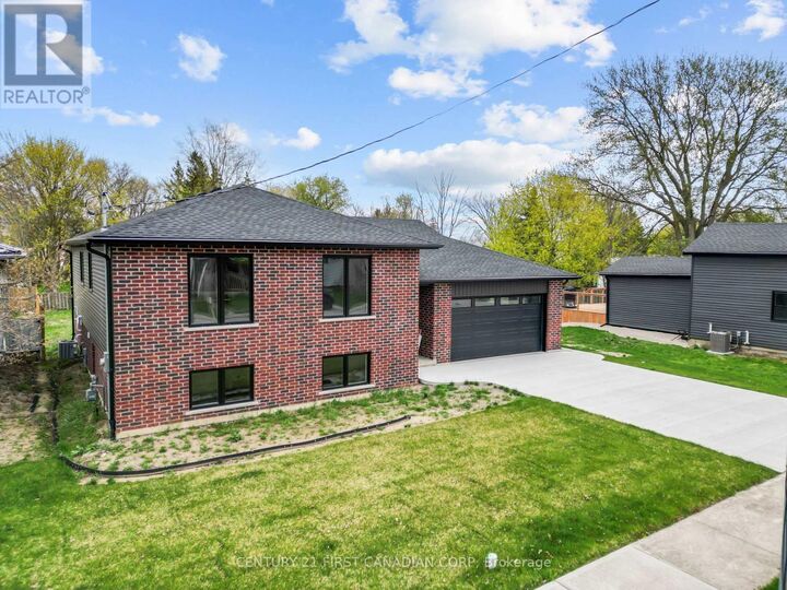 Property Photo:  134 King Street  ON N0M 2L0 