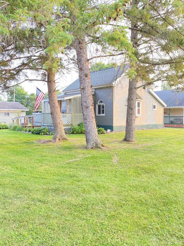 Property Photo:  108 North Oregon Street  WI 54452 